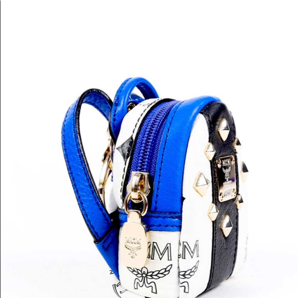 Backpack Keychain - image 1